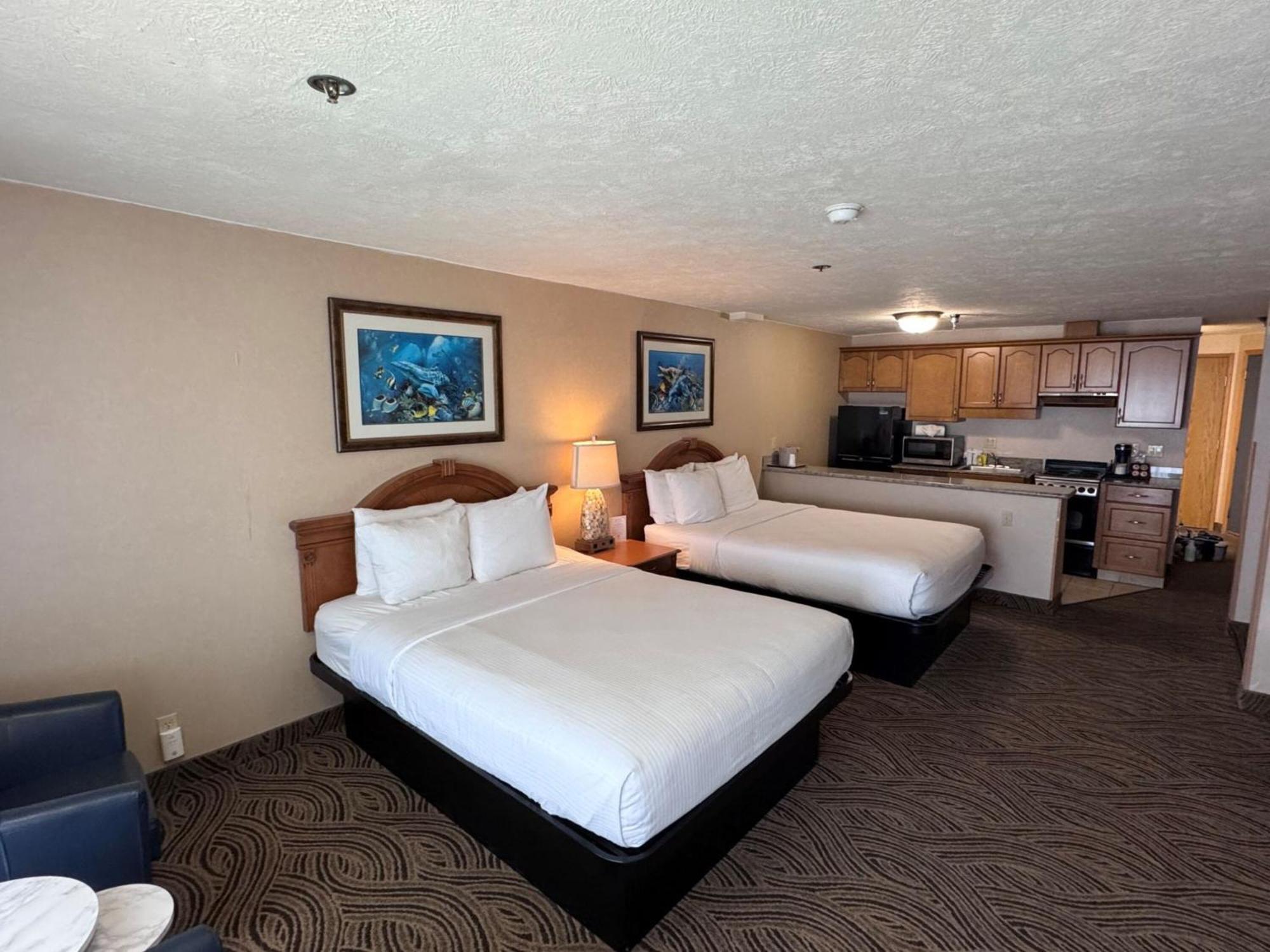 Promenade Inn & Suites Oceanfront Seaside Exterior foto